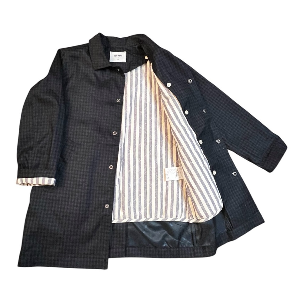 Trench coat renoma Paris size 6-7. NWOT Easter